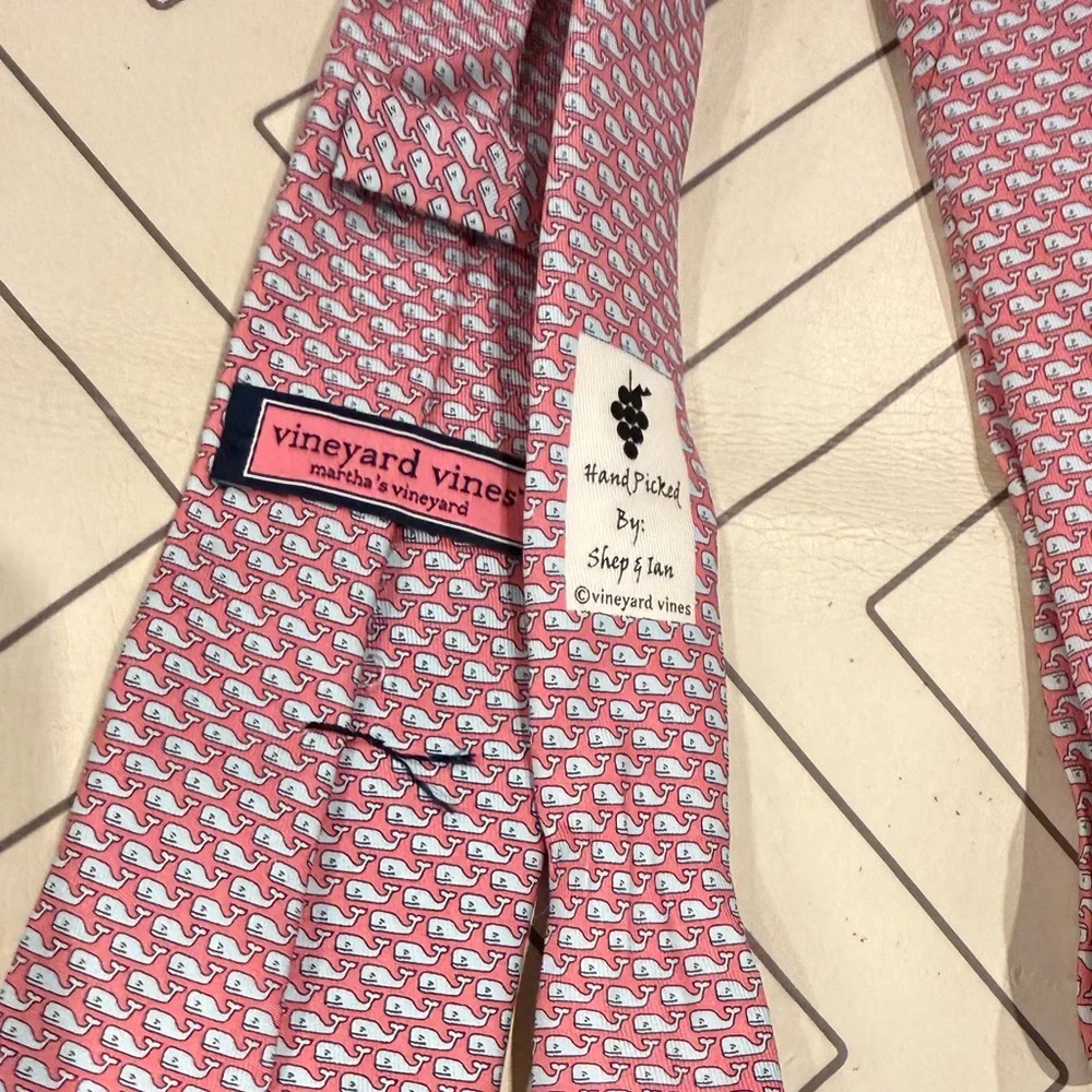 Vineyard Vines Pink Whale Silk Tie